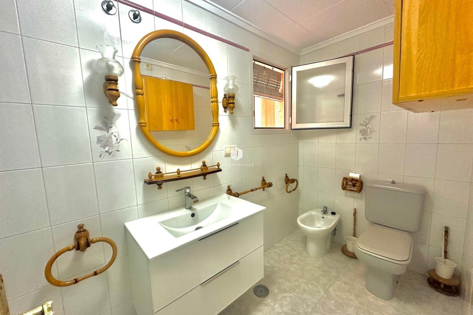 D'occasion - Appartement -
Torrevieja - Centro