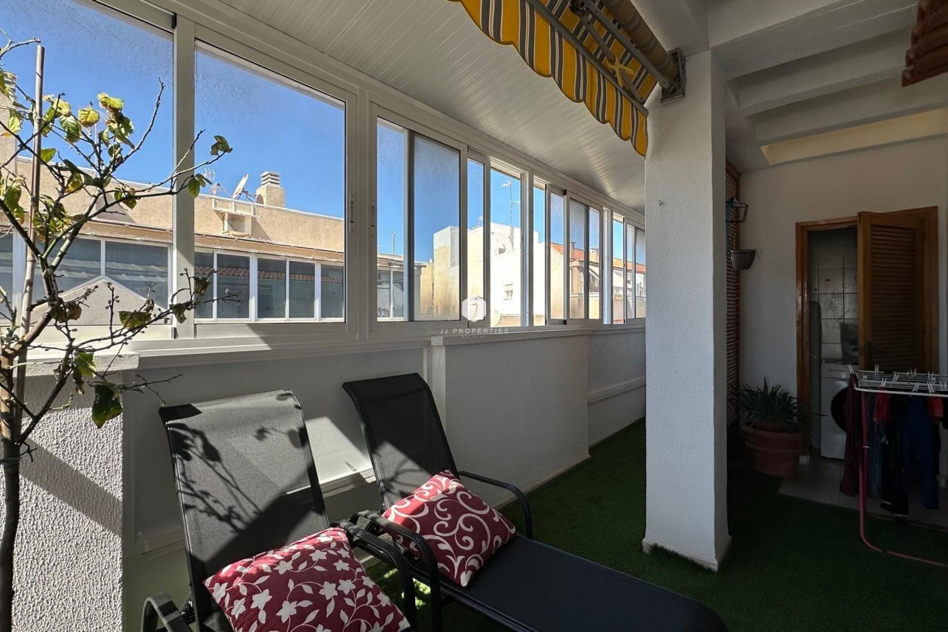 D'occasion - Appartement -
Torrevieja - Centro