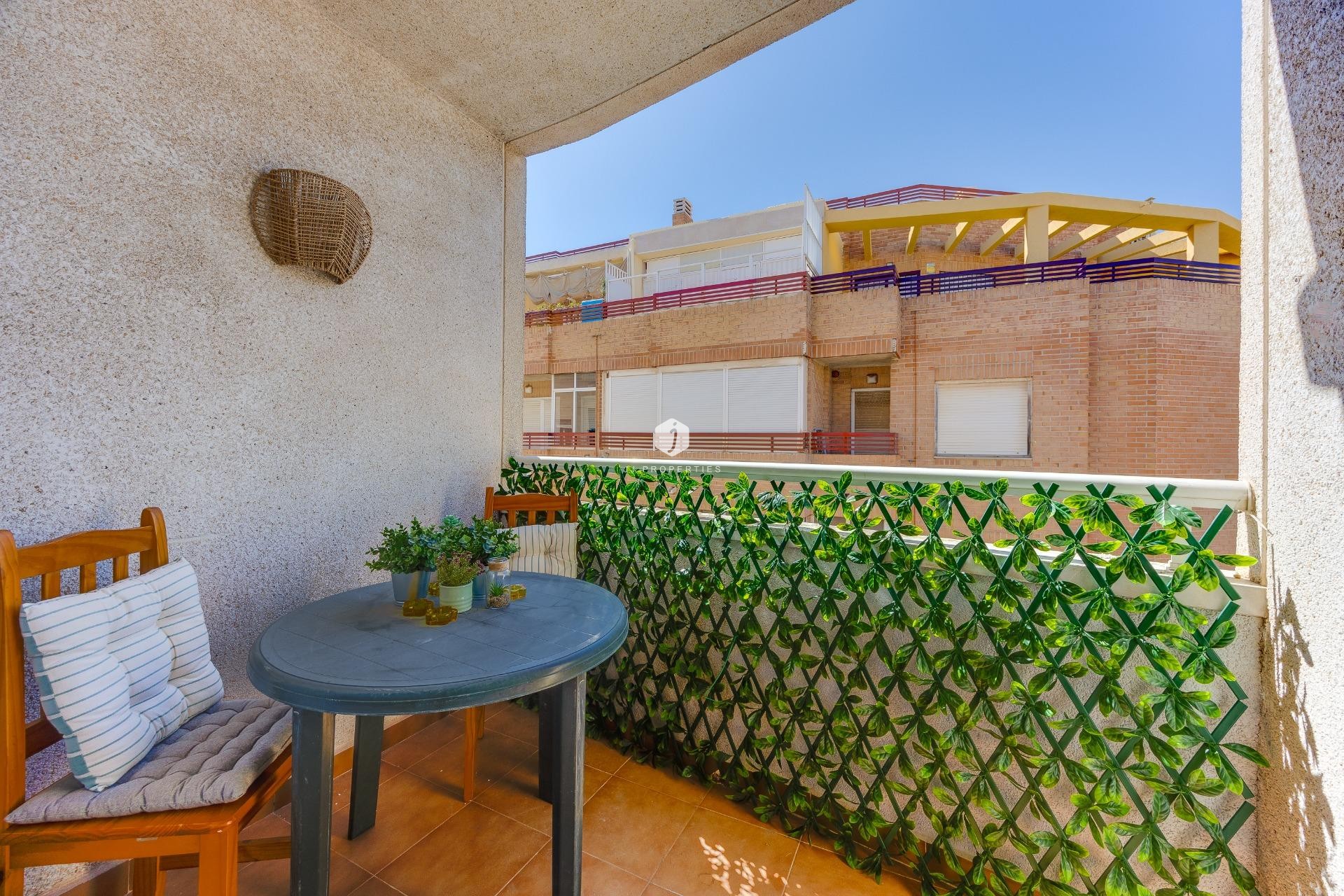 D'occasion - Appartement -
Torrevieja - Centro