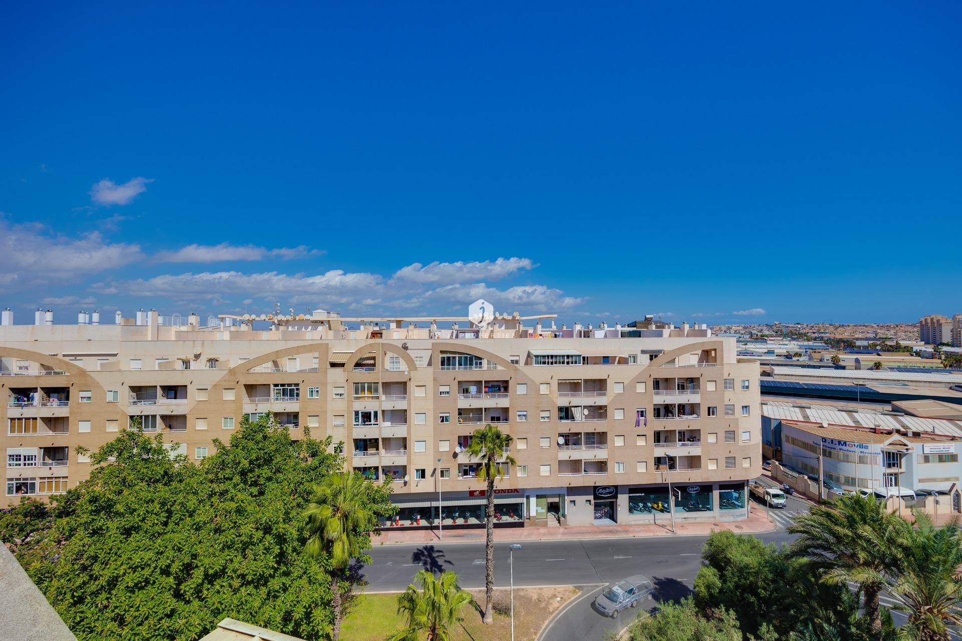 D'occasion - Appartement -
Torrevieja - Centro