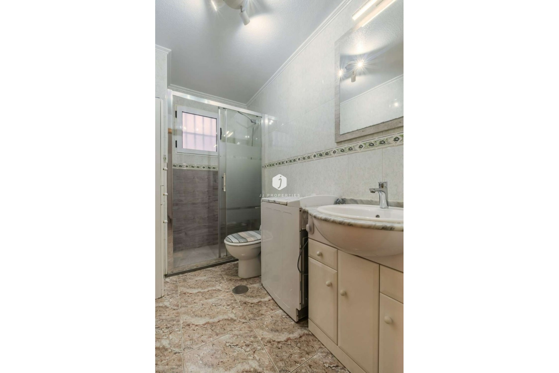 D'occasion - Appartement -
Torrevieja - Costa Blanca