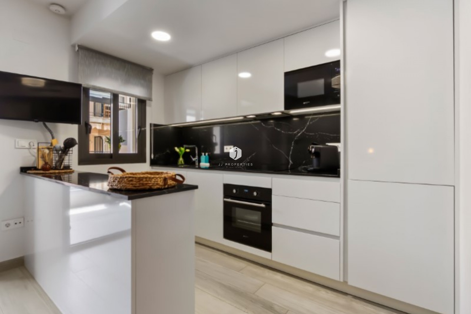 D'occasion - Appartement -
Torrevieja - Costa Blanca