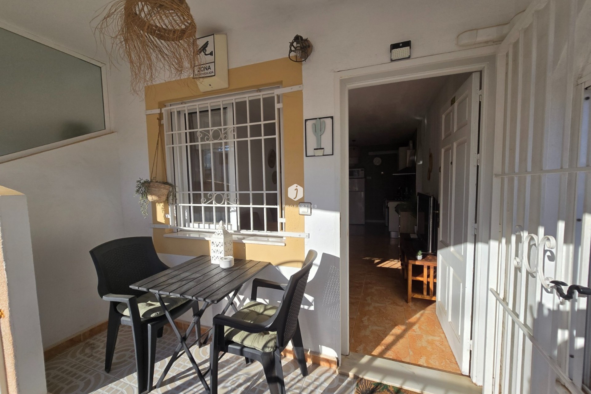 D'occasion - Appartement -
Torrevieja - Costa Blanca