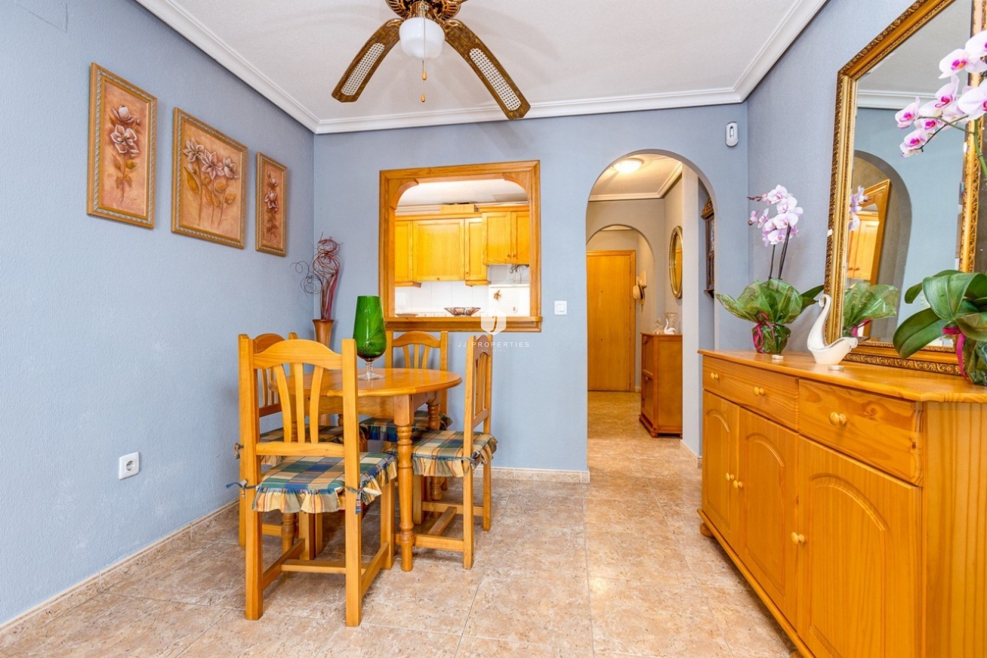 D'occasion - Appartement -
Torrevieja - Costa Blanca