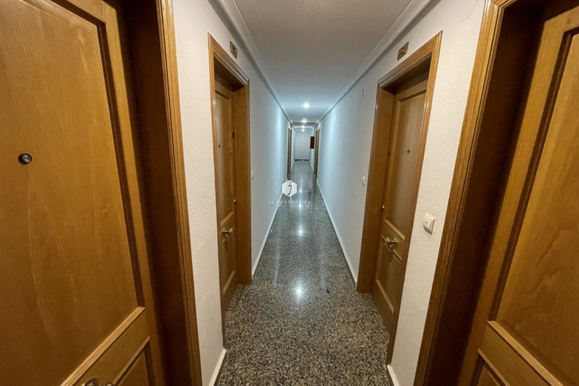 D'occasion - Appartement -
Torrevieja - Costa Blanca