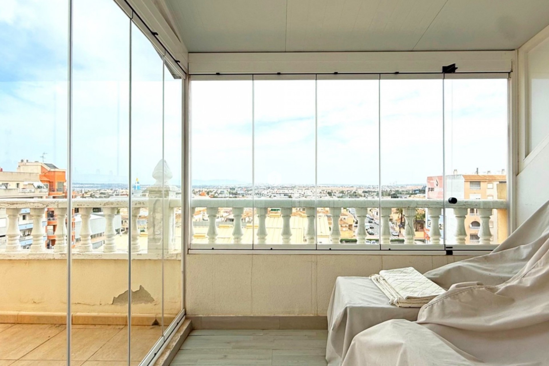 D'occasion - Appartement -
Torrevieja - Costa Blanca