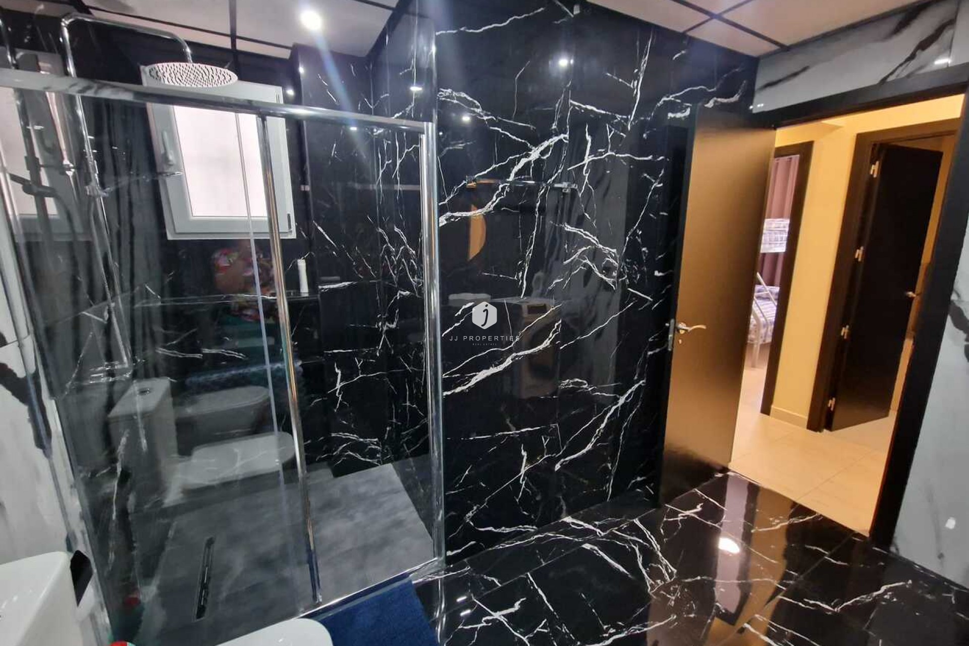 D'occasion - Appartement -
Torrevieja - Costa Blanca