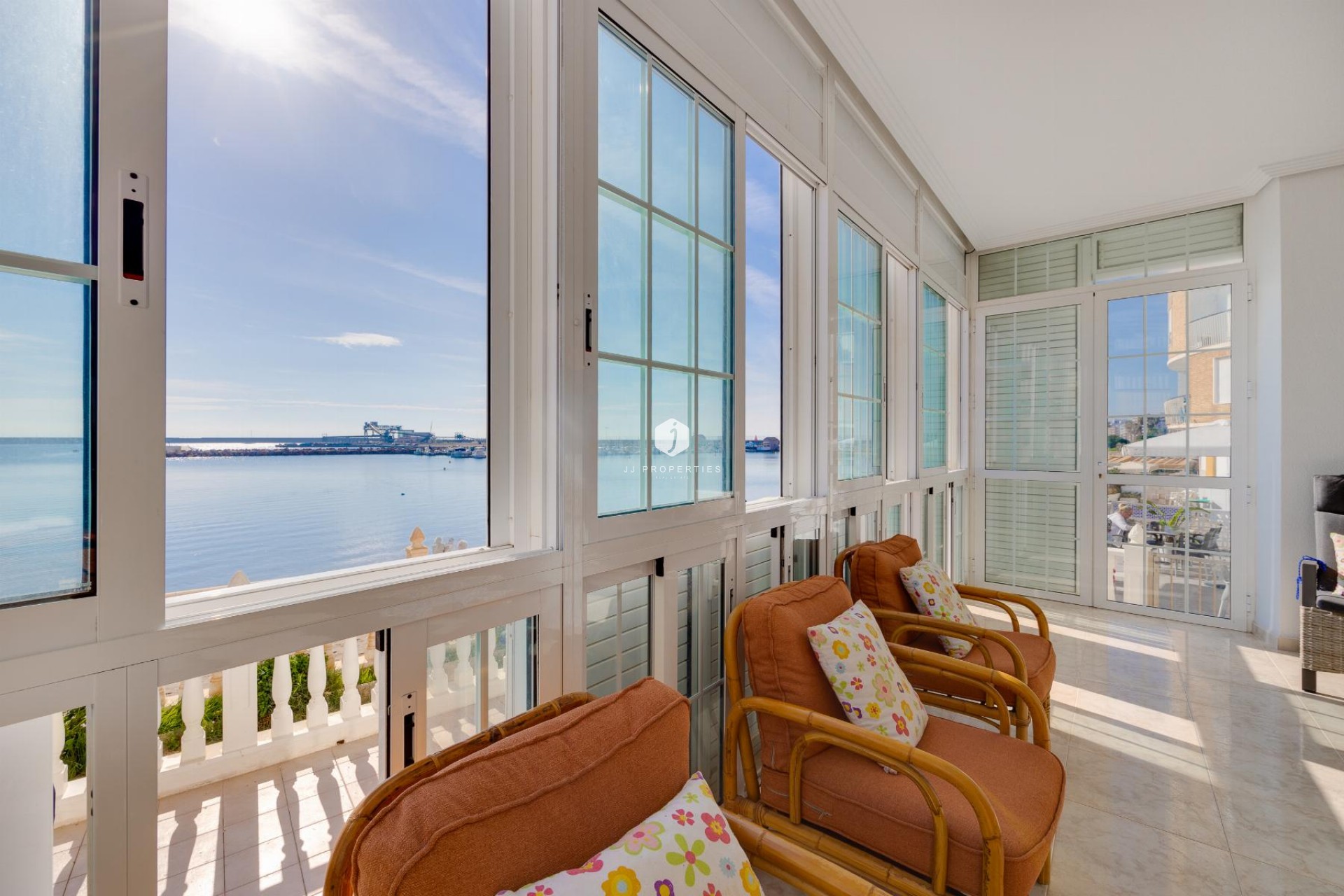 D'occasion - Appartement -
Torrevieja - Costa Blanca