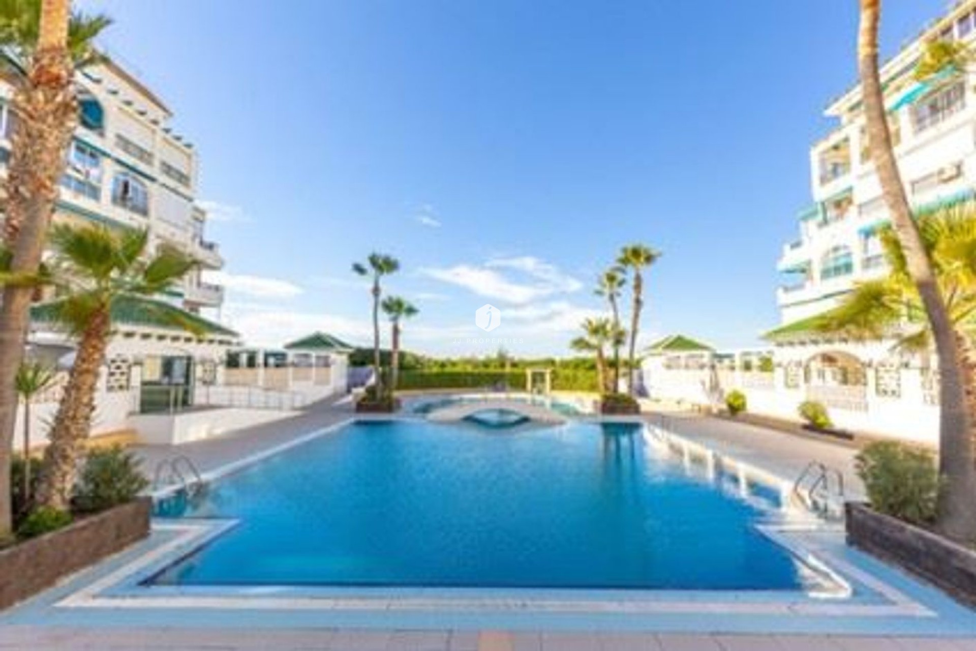 D'occasion - Appartement -
Torrevieja - Costa Blanca