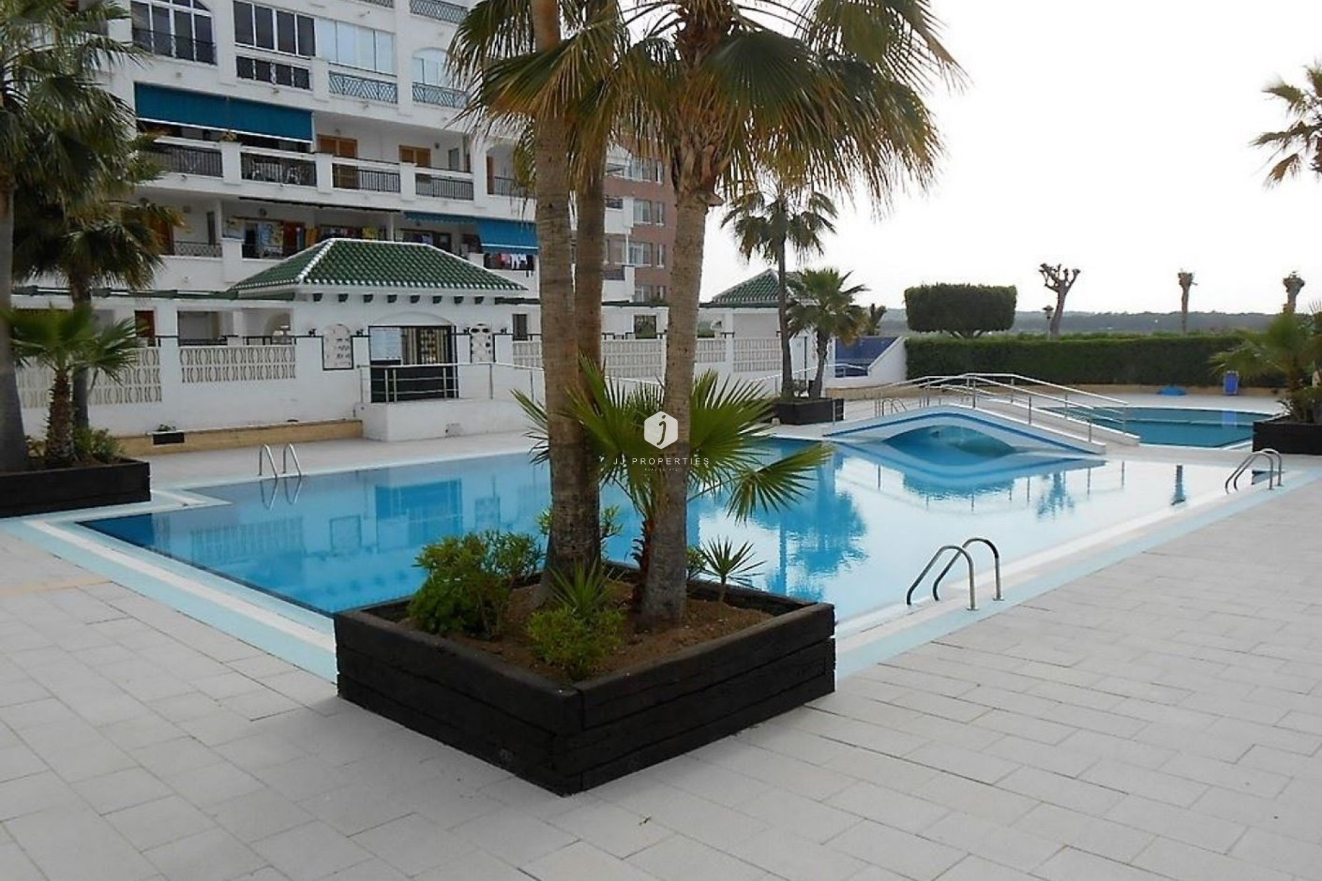 D'occasion - Appartement -
Torrevieja - Costa Blanca