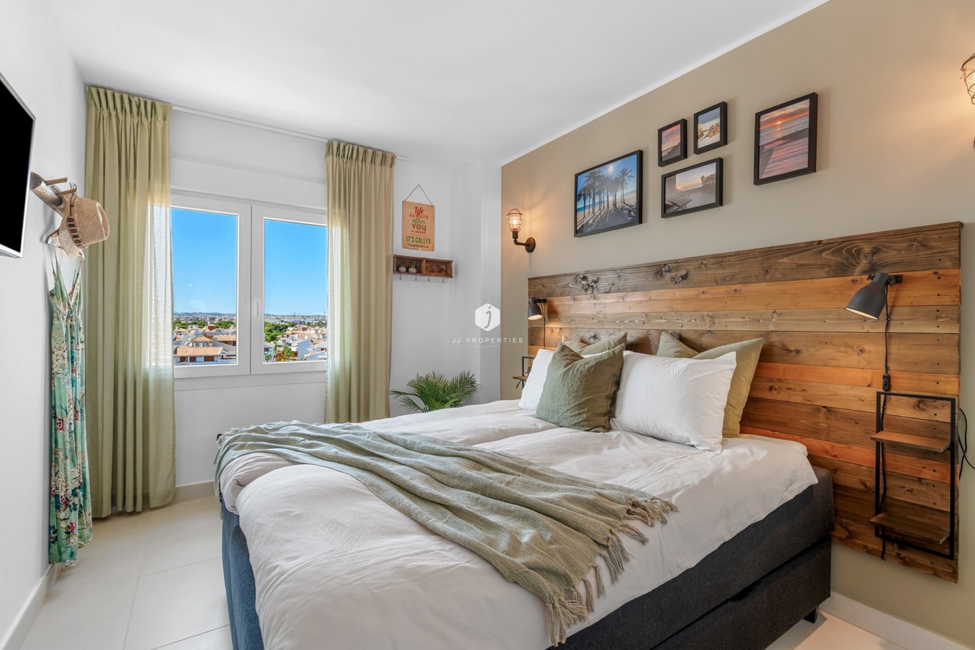 D'occasion - Appartement -
Torrevieja - Costa Blanca