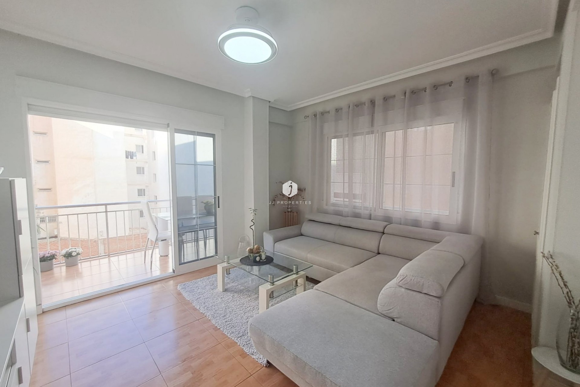 D'occasion - Appartement -
Torrevieja - Costa Blanca