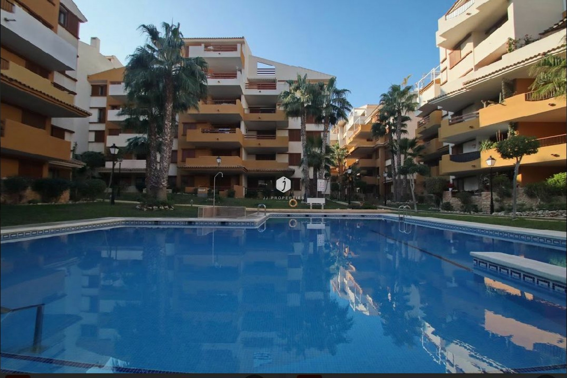 D'occasion - Appartement -
Torrevieja - Costa Blanca