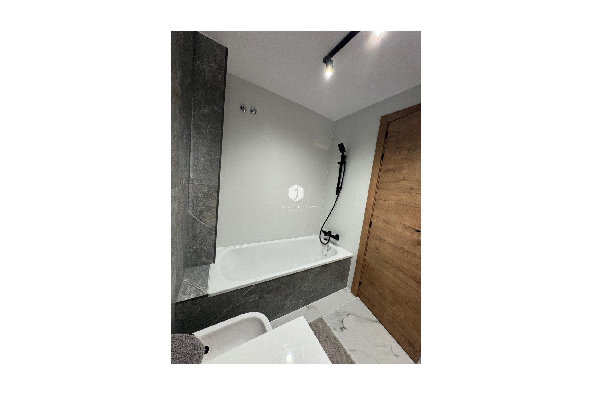 D'occasion - Appartement -
Torrevieja - Costa Blanca