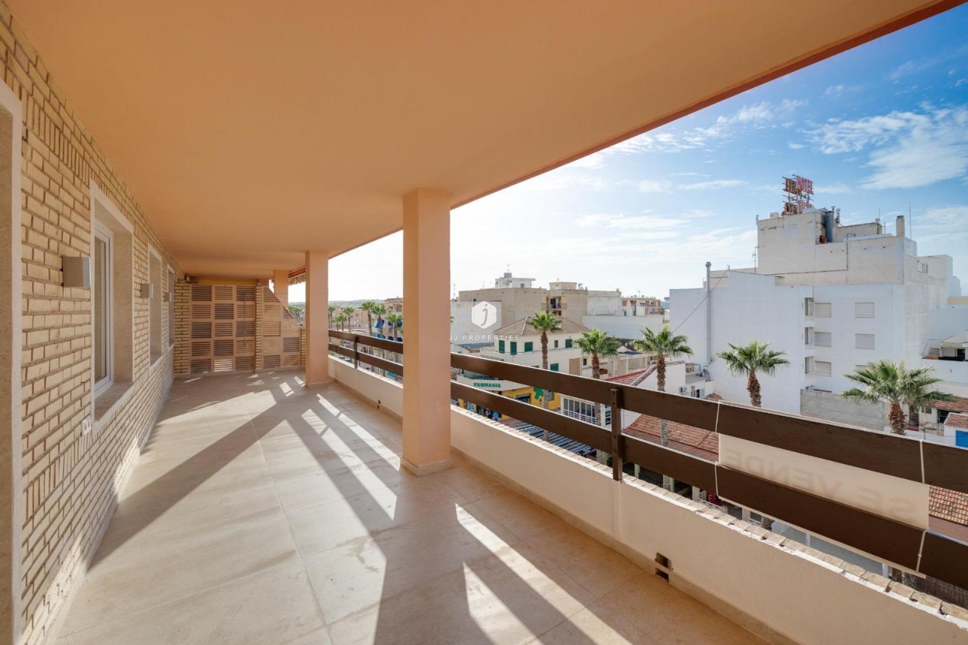 D'occasion - Appartement -
Torrevieja - Costa Blanca