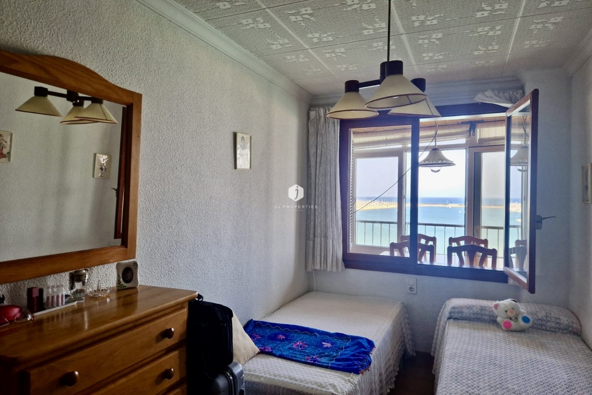 D'occasion - Appartement -
Torrevieja - Costa Blanca
