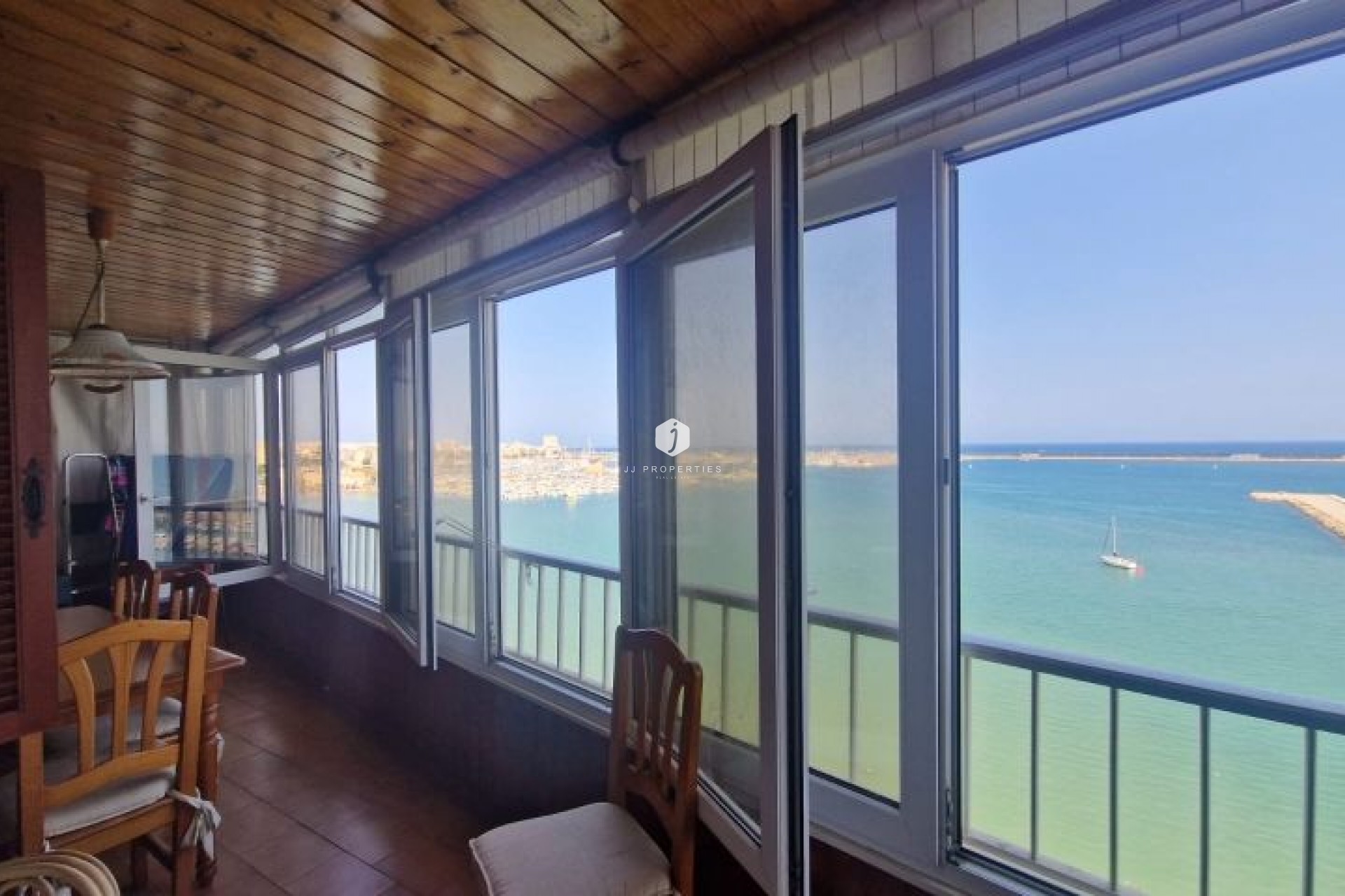 D'occasion - Appartement -
Torrevieja - Costa Blanca