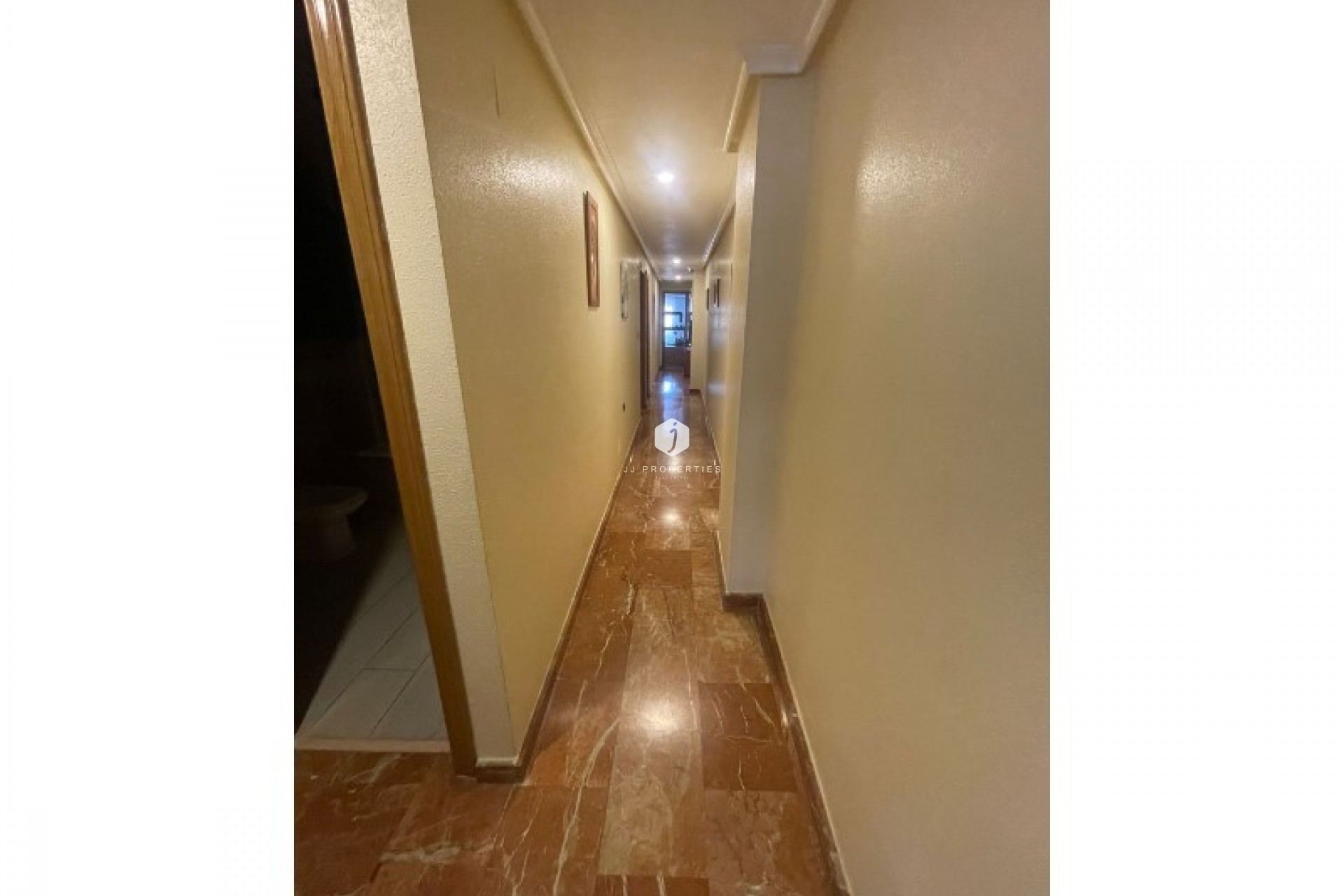 D'occasion - Appartement -
Torrevieja - Costa Blanca