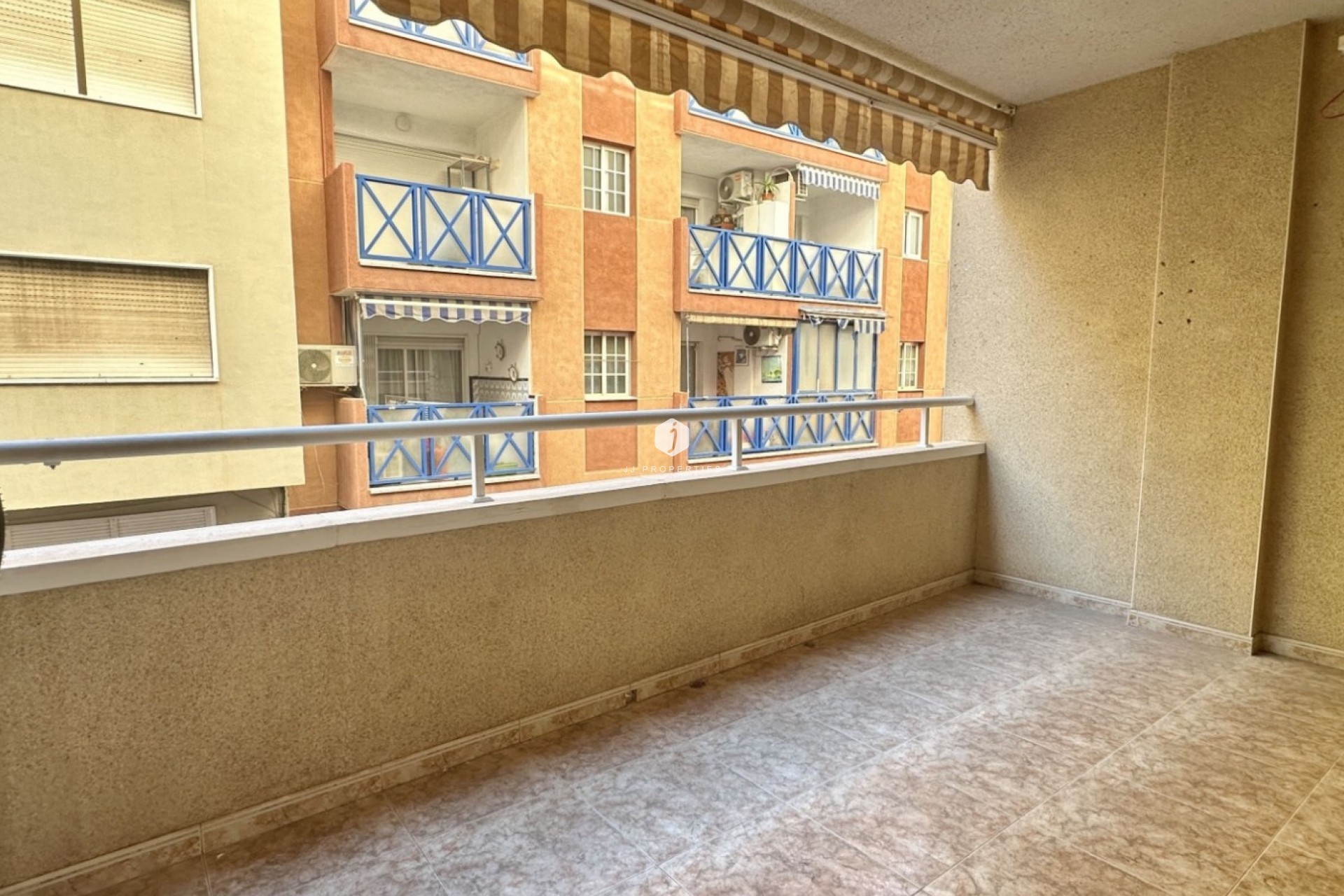 D'occasion - Appartement -
Torrevieja - Costa Blanca