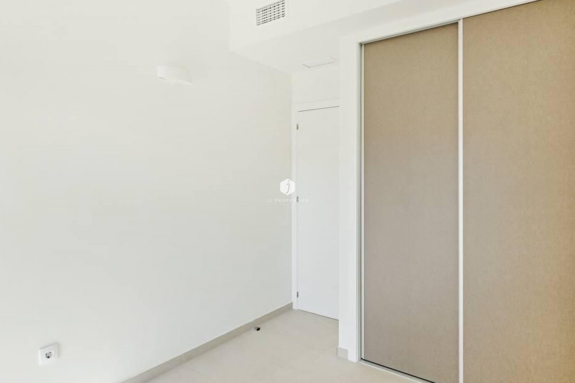 D'occasion - Appartement -
Torrevieja - Costa Blanca