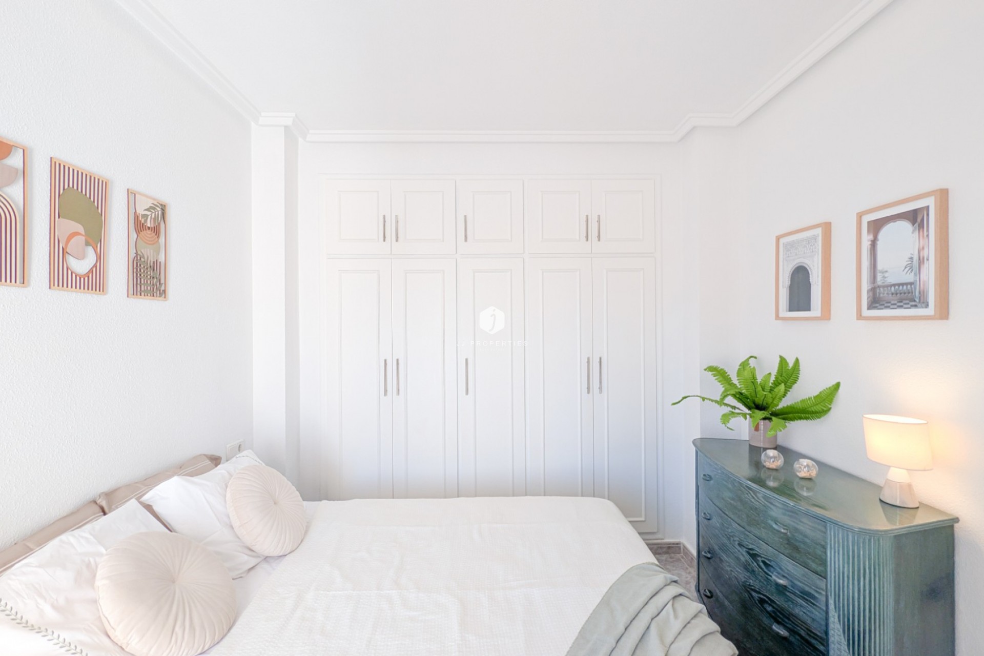 D'occasion - Appartement -
Torrevieja - Costa Blanca