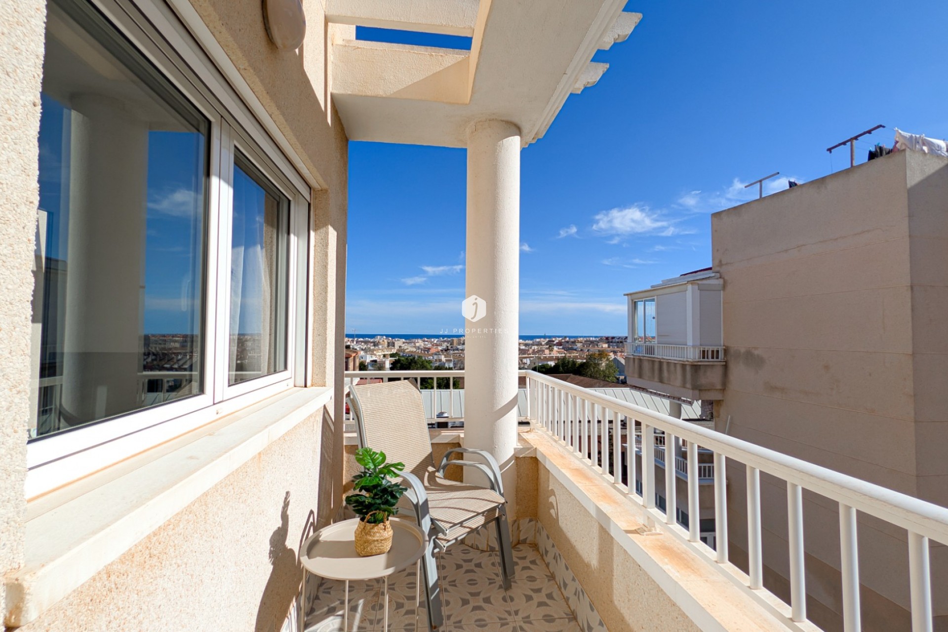 D'occasion - Appartement -
Torrevieja - Costa Blanca