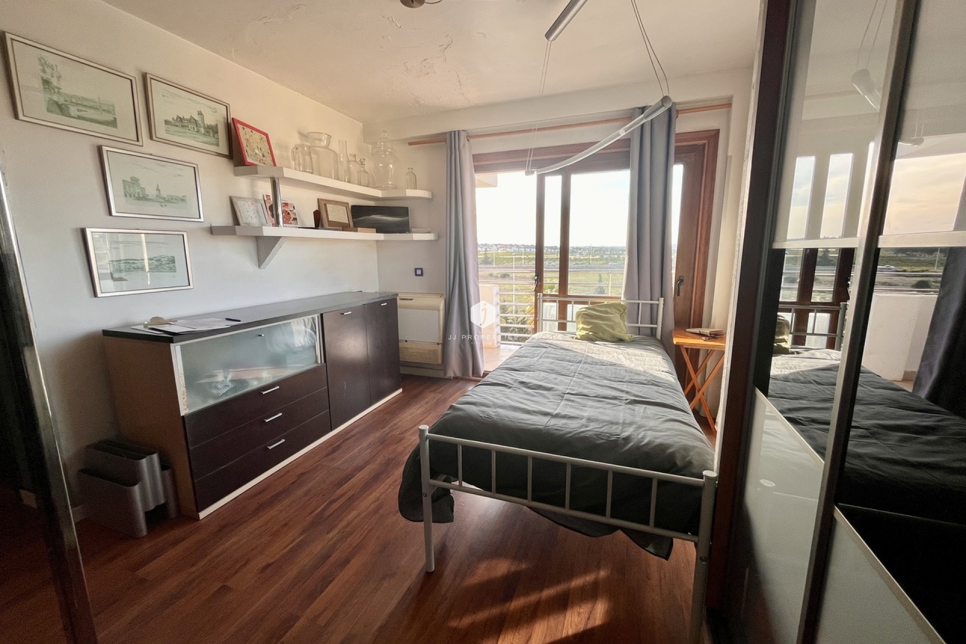 D'occasion - Appartement -
Torrevieja - Costa Blanca