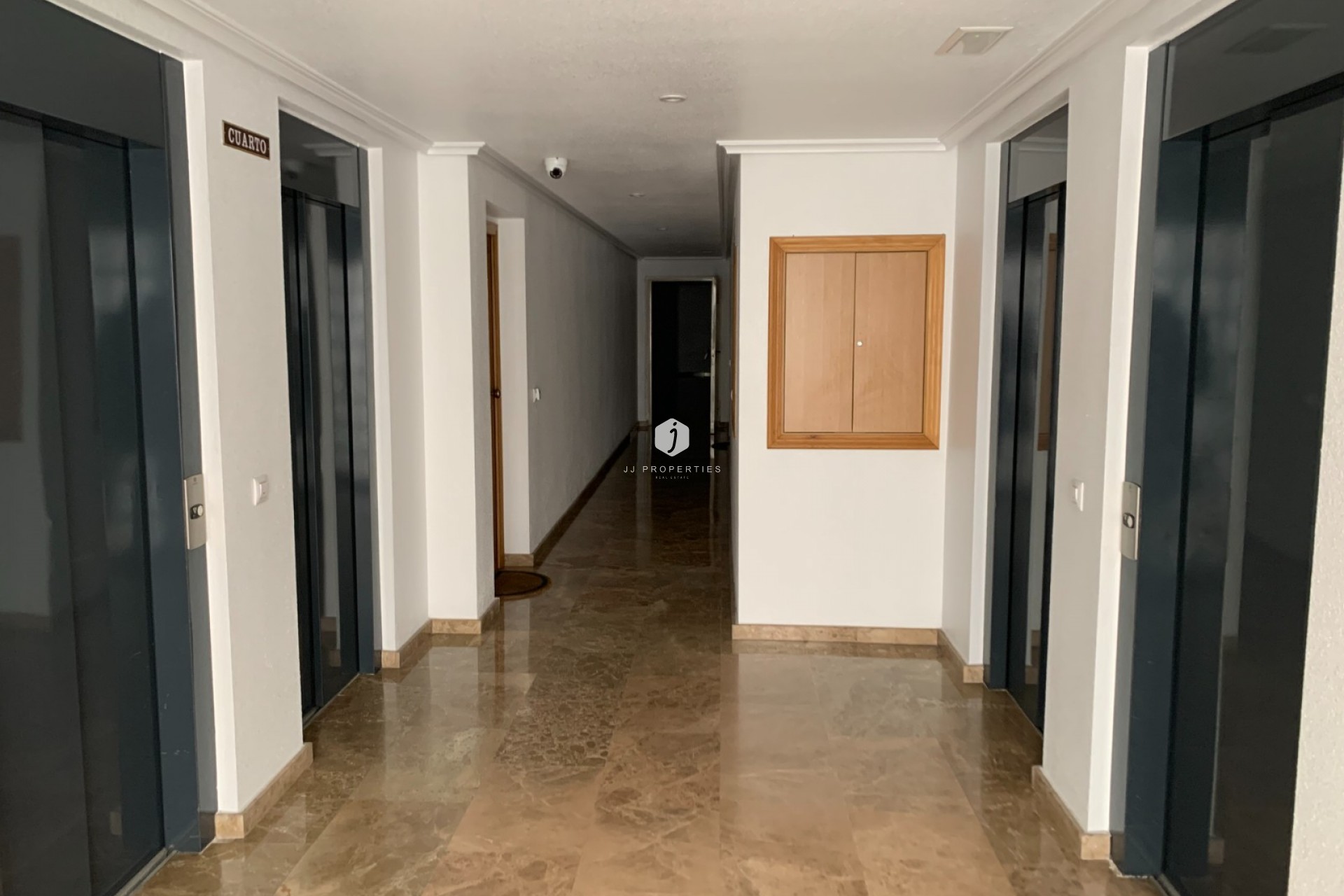 D'occasion - Appartement -
Torrevieja - Costa Blanca