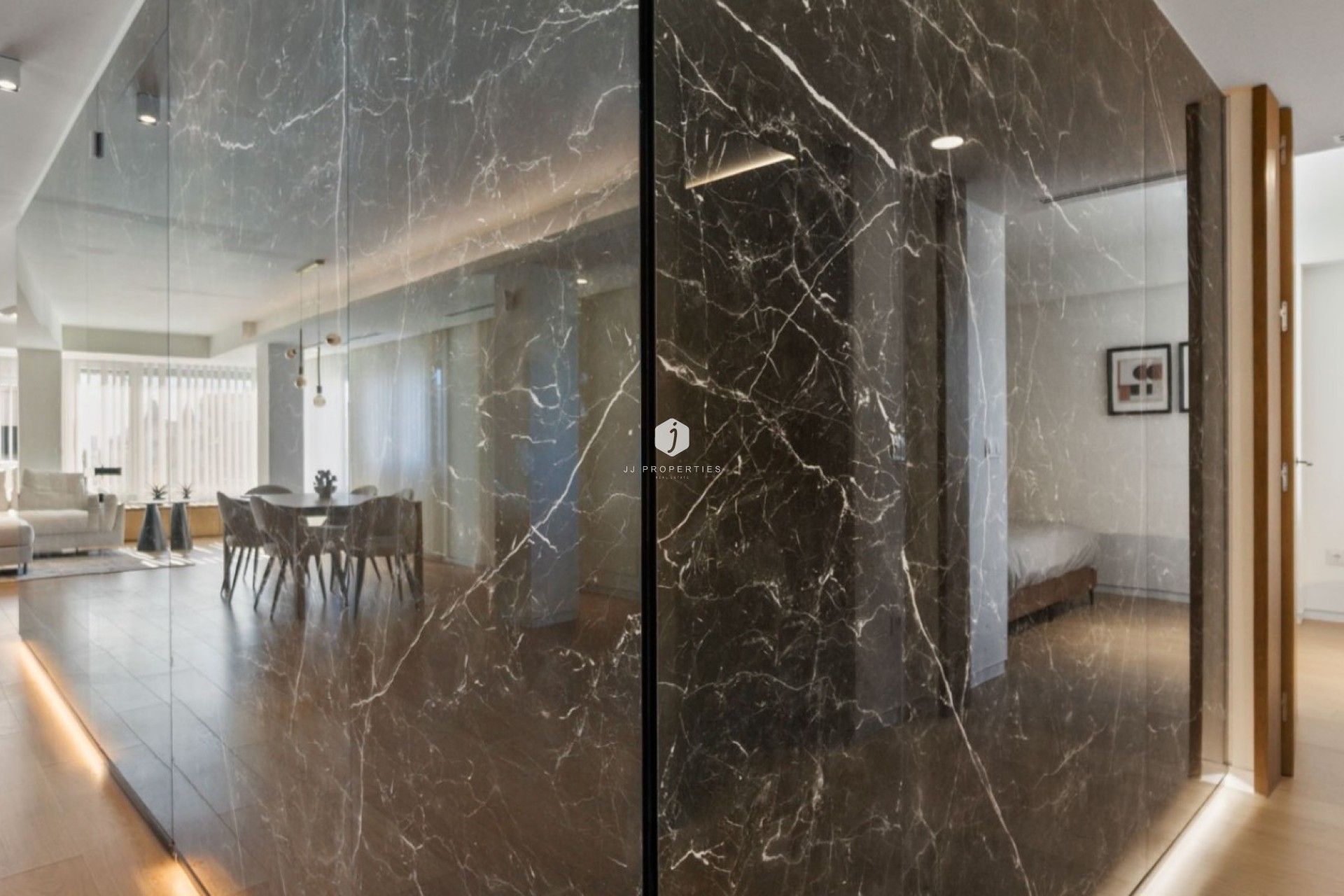 D'occasion - Appartement -
Torrevieja - Costa Blanca