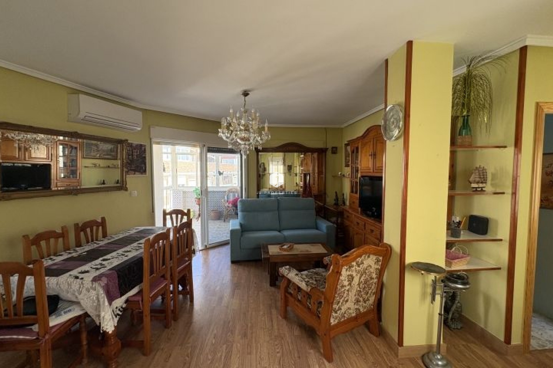 D'occasion - Appartement -
Torrevieja - Costa Blanca