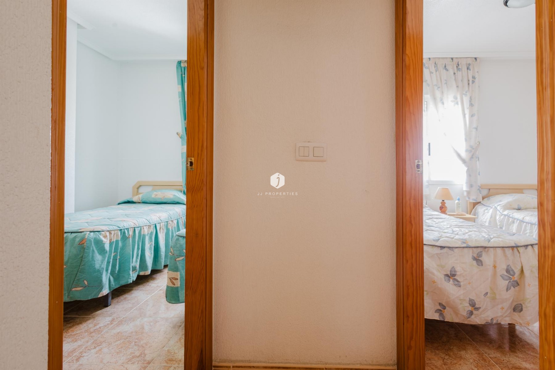 D'occasion - Appartement -
Torrevieja - Costa Blanca