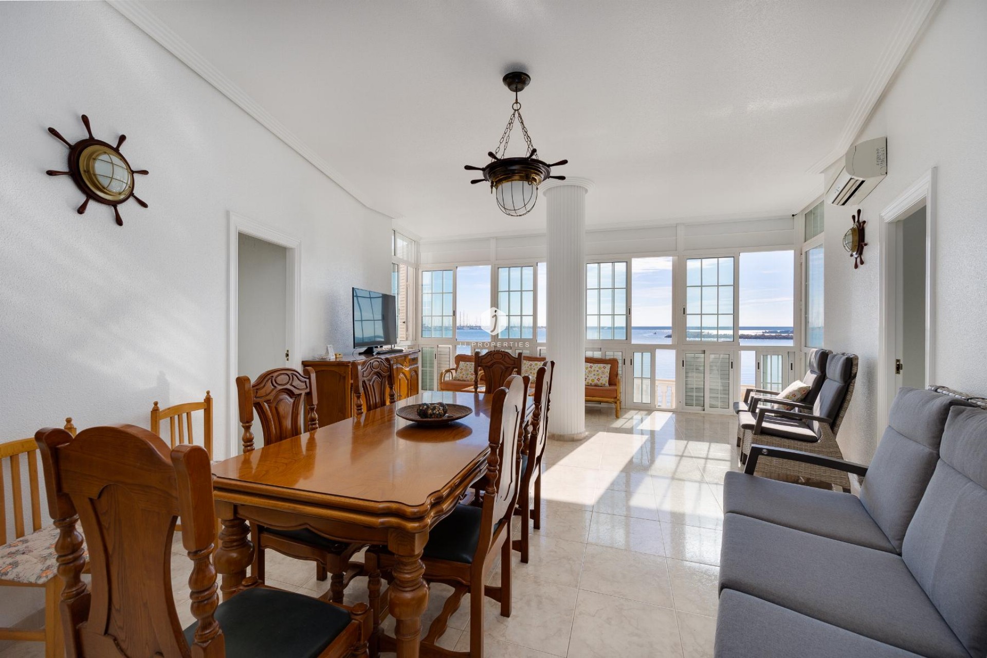 D'occasion - Appartement -
Torrevieja - Costa Blanca