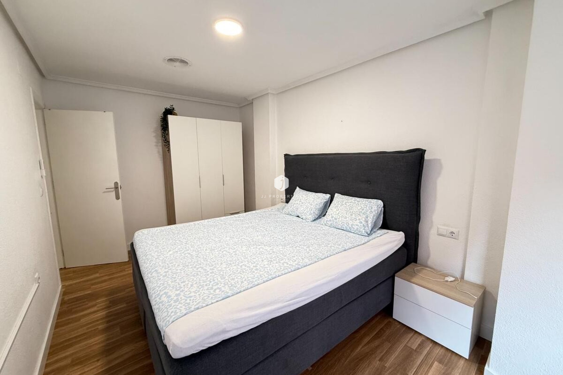 D'occasion - Appartement -
Torrevieja - Costa Blanca