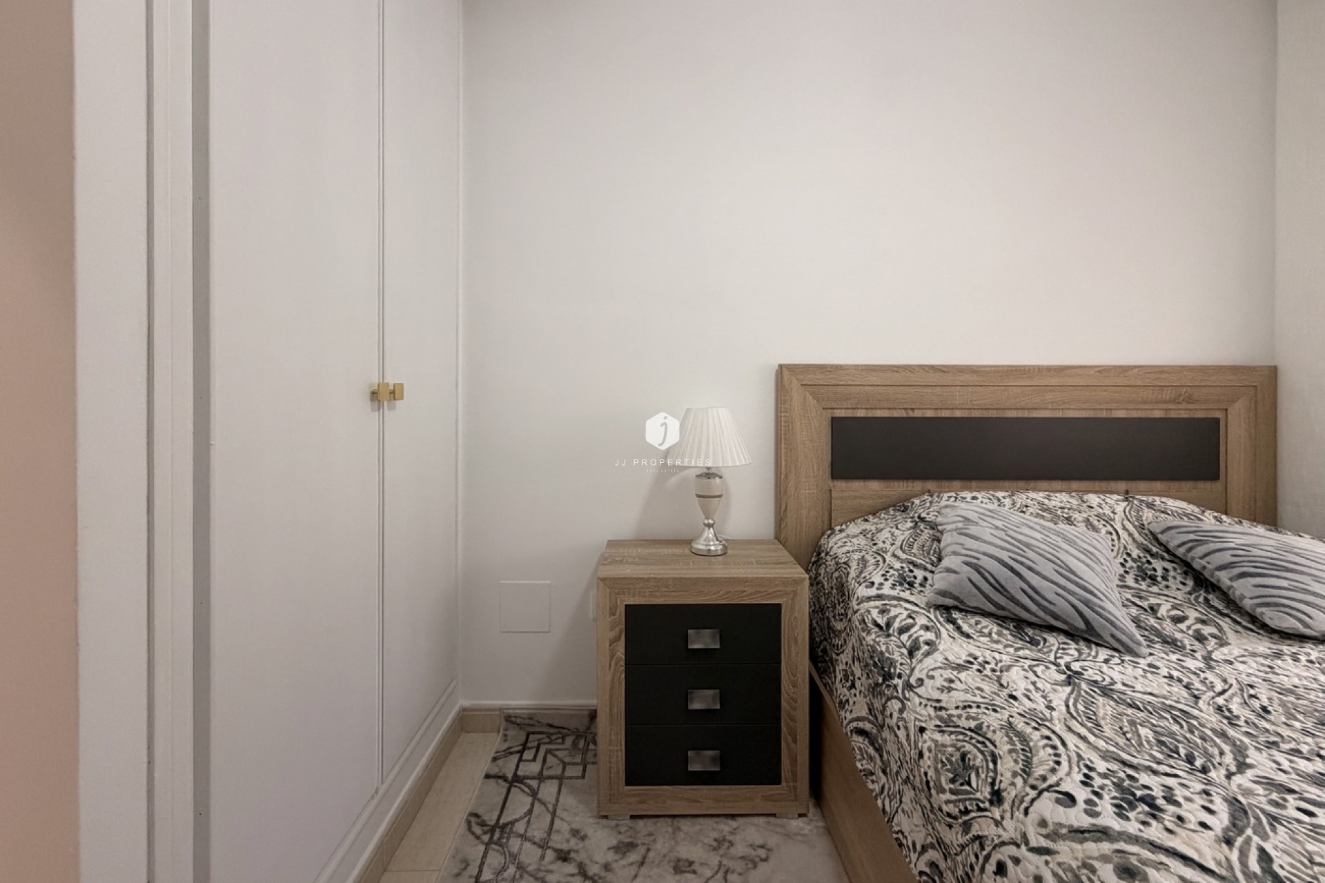 D'occasion - Appartement -
Torrevieja - Costa Blanca