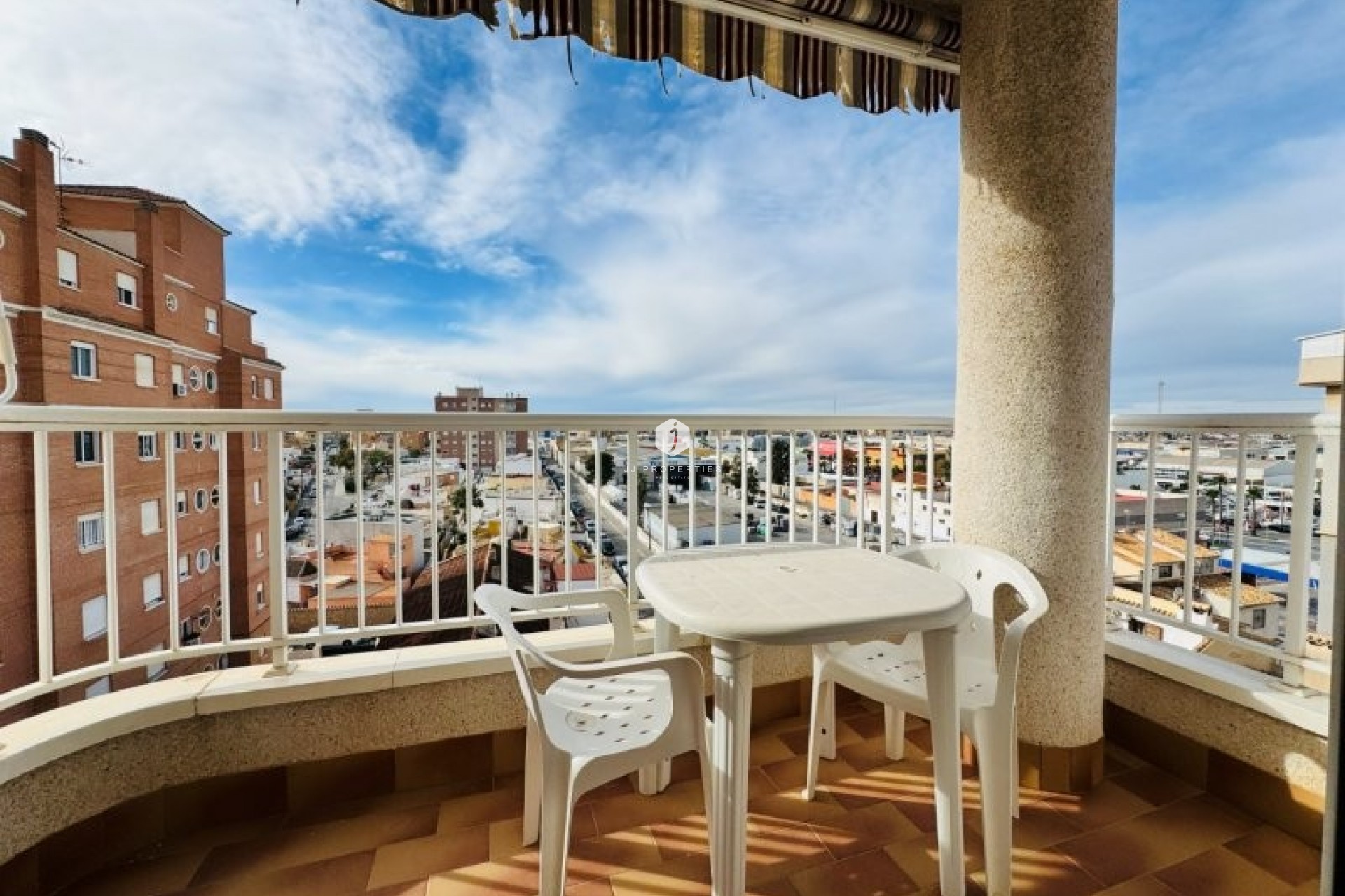 D'occasion - Appartement -
Torrevieja - Costa Blanca