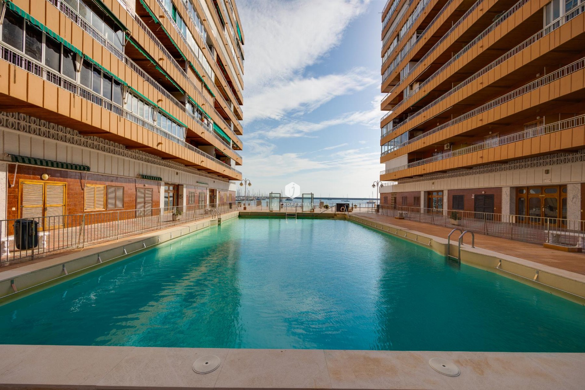 D'occasion - Appartement -
Torrevieja - Costa Blanca