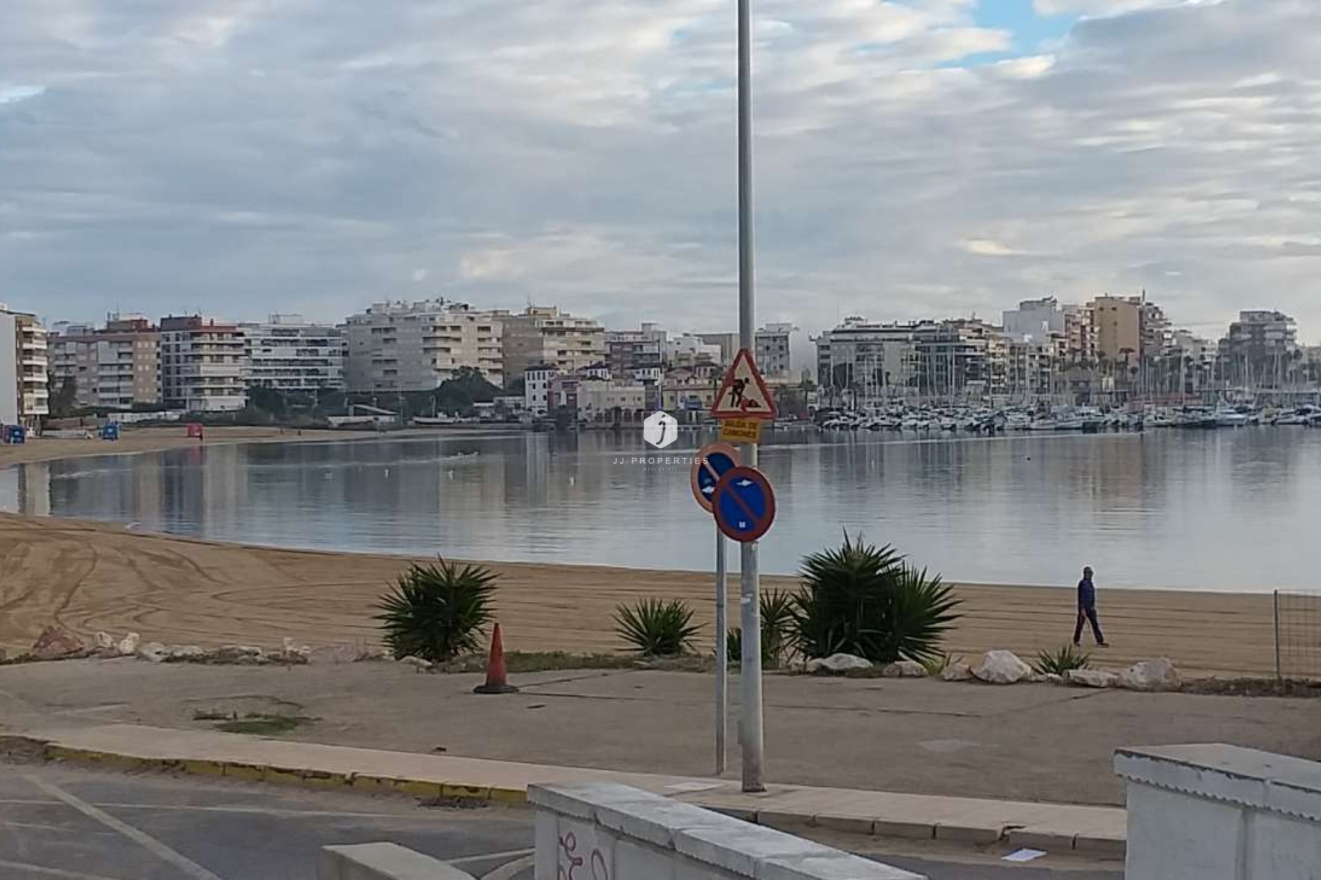 D'occasion - Appartement -
Torrevieja - Costa Blanca