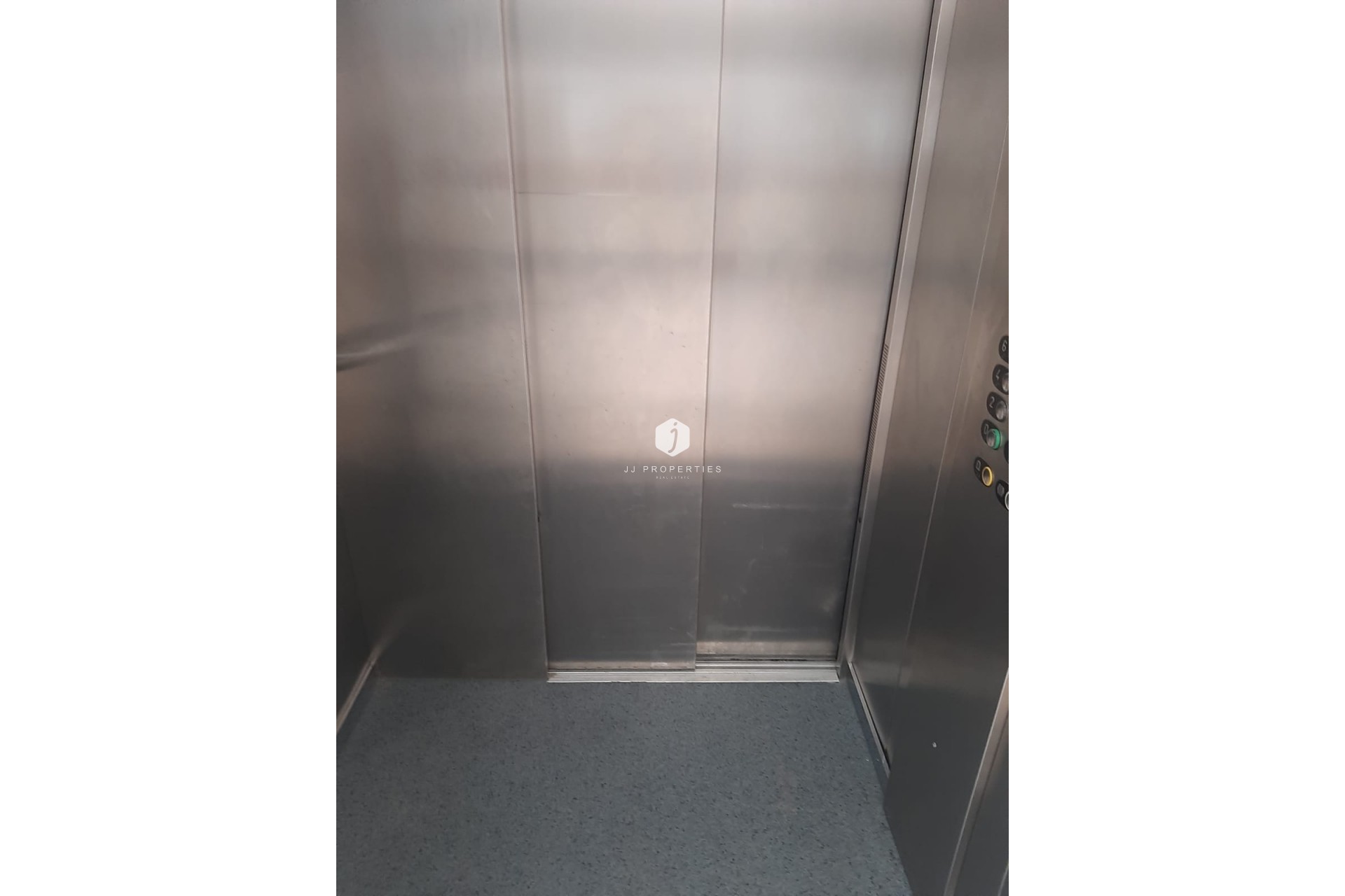 D'occasion - Appartement -
Torrevieja - Costa Blanca