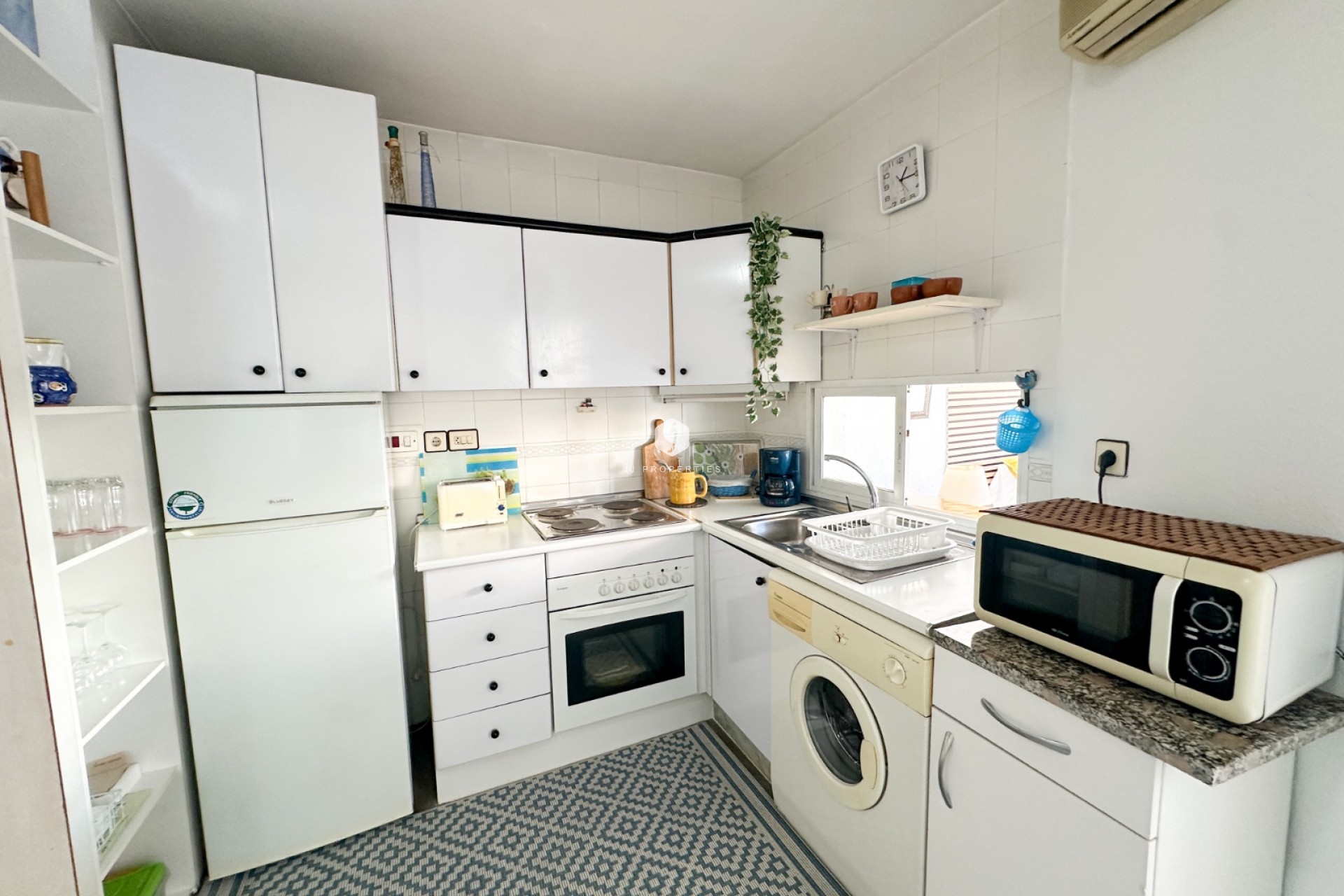 D'occasion - Appartement -
Torrevieja - Costa Blanca