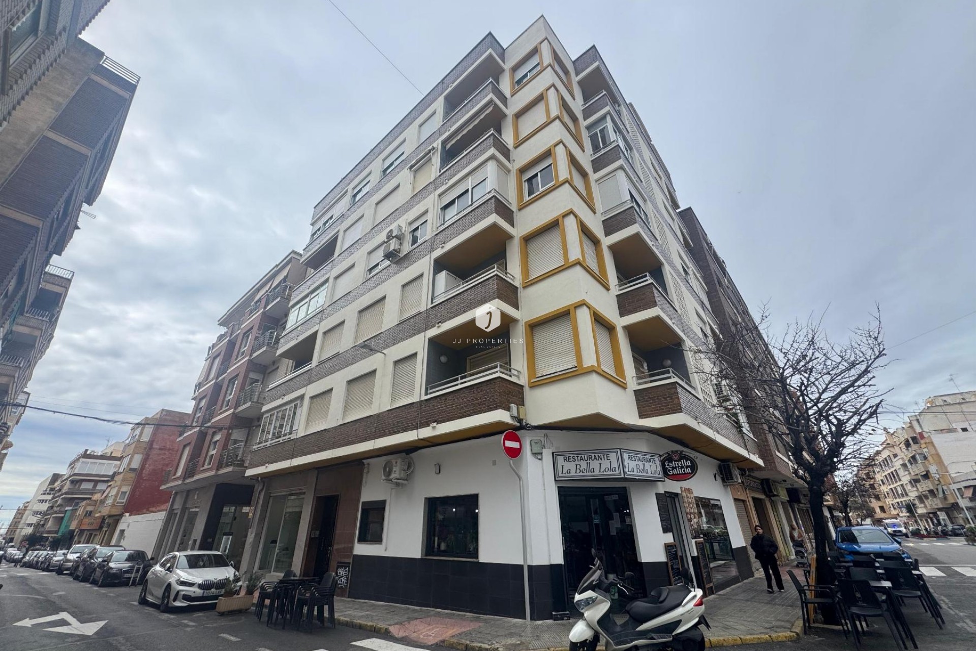 D'occasion - Appartement -
Torrevieja - Costa Blanca