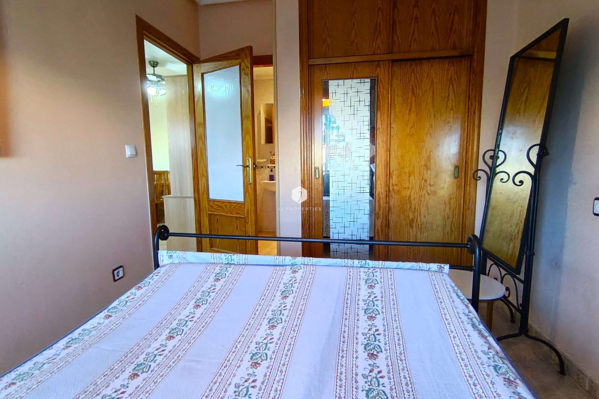 D'occasion - Appartement -
Torrevieja - Costa Blanca