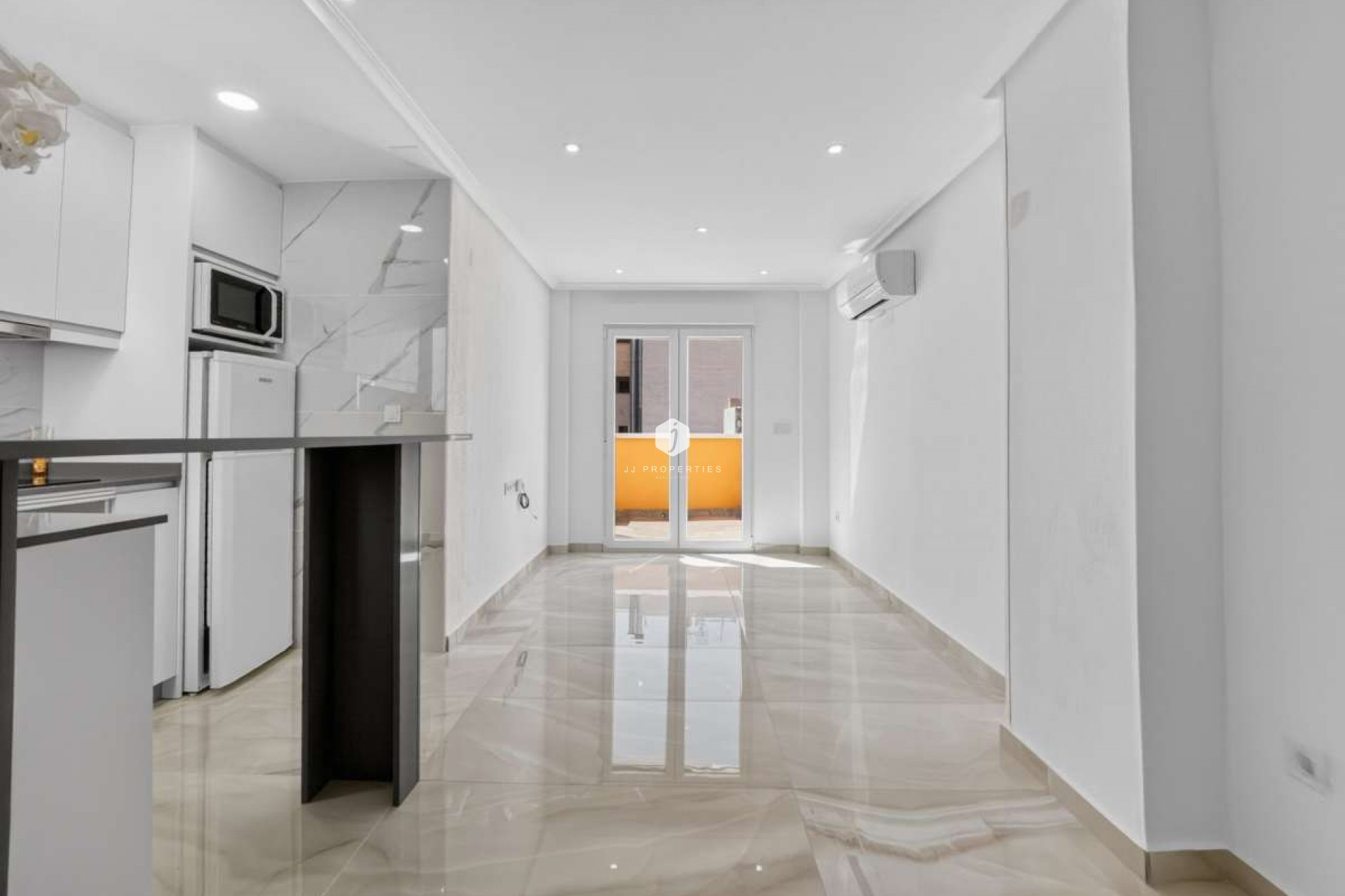 D'occasion - Appartement -
Torrevieja - Costa Blanca