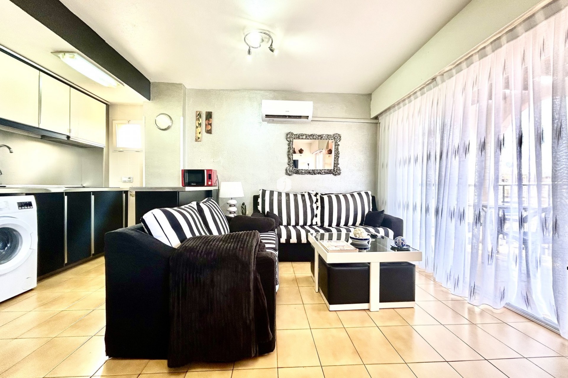 D'occasion - Appartement -
Torrevieja - Costa Blanca