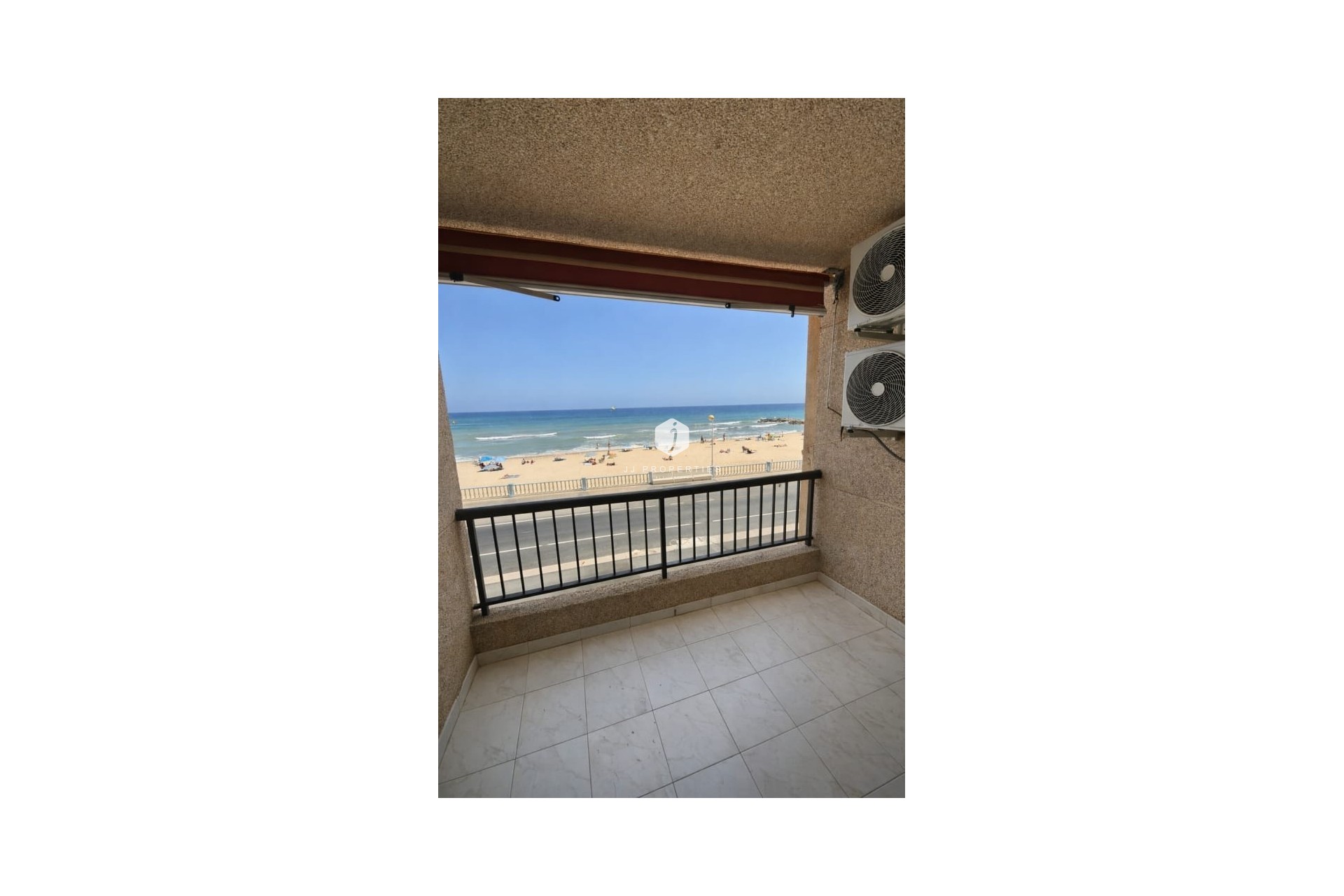 D'occasion - Appartement -
Torrevieja - Costa Blanca