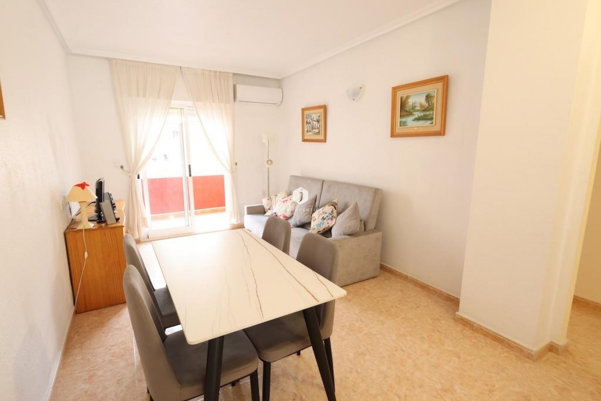 D'occasion - Appartement -
Torrevieja - Costa Blanca