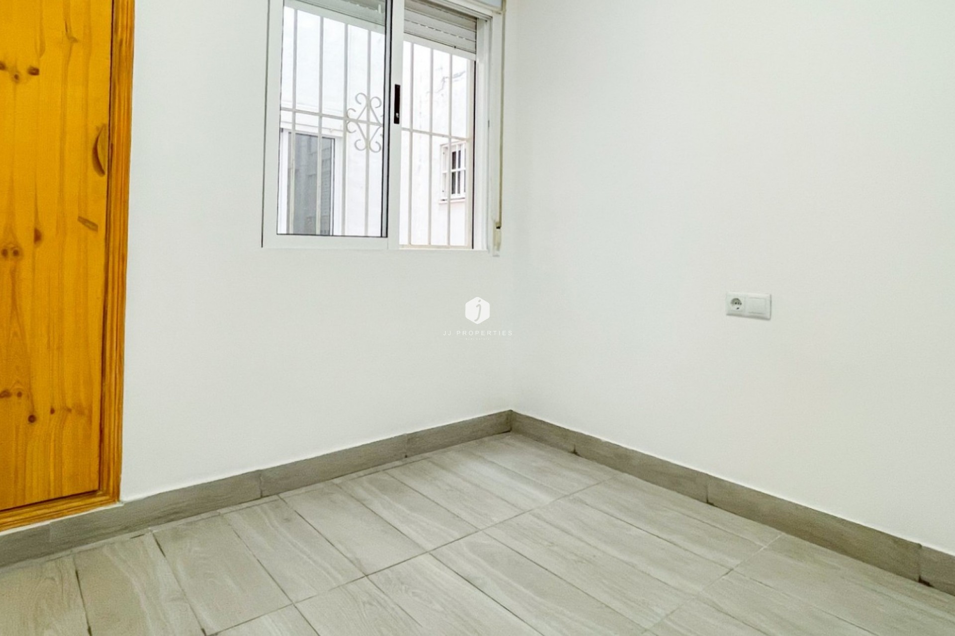 D'occasion - Appartement -
Torrevieja - Costa Blanca