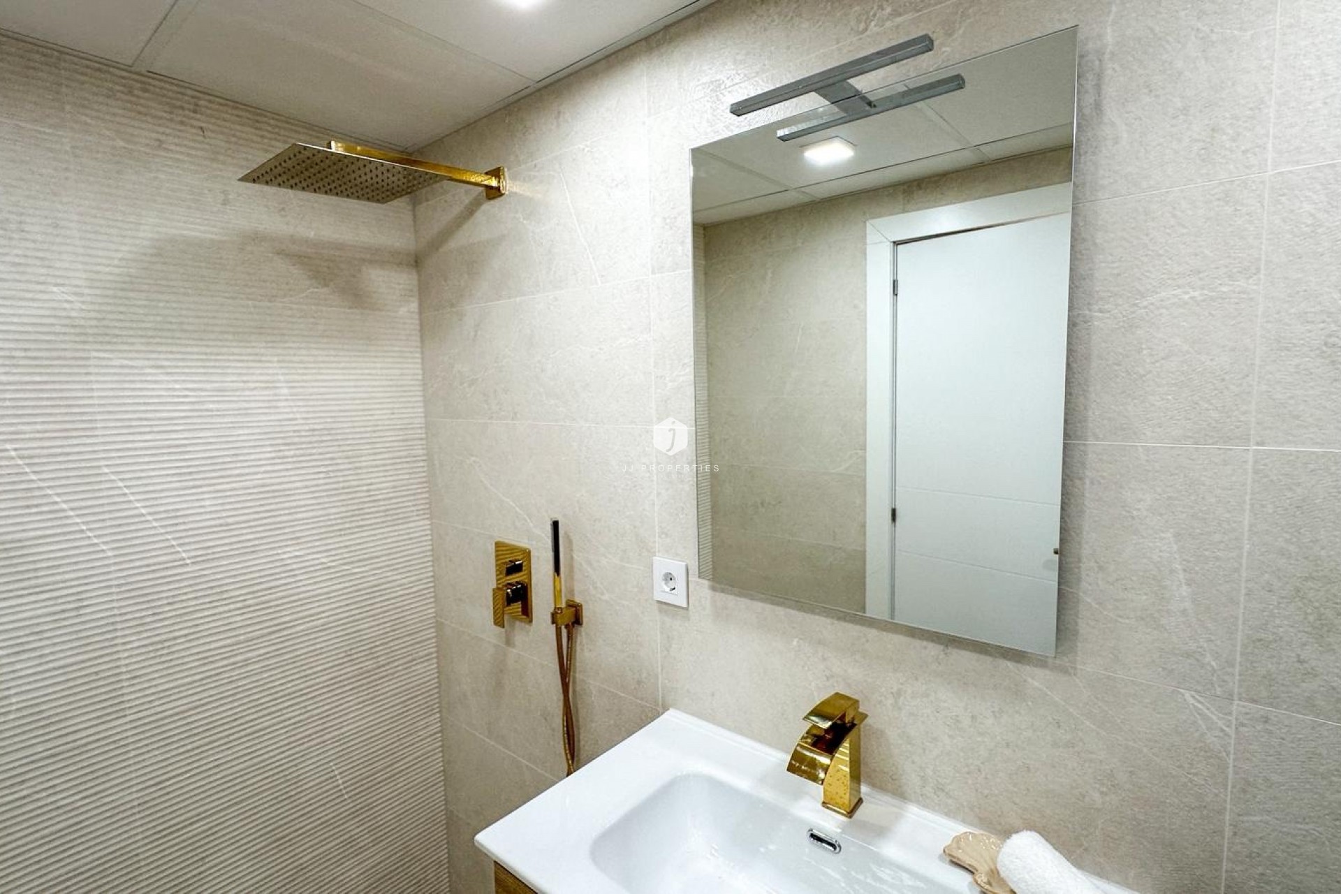 D'occasion - Appartement -
Torrevieja - Costa Blanca