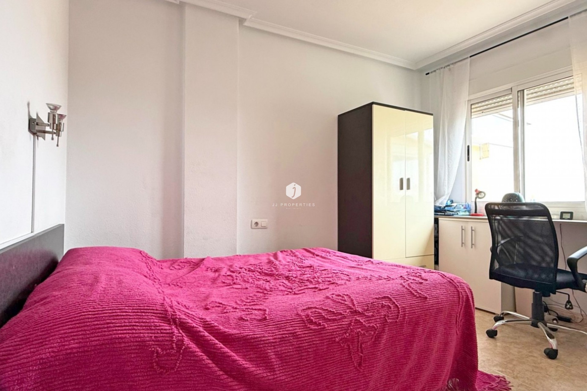 D'occasion - Appartement -
Torrevieja - Costa Blanca