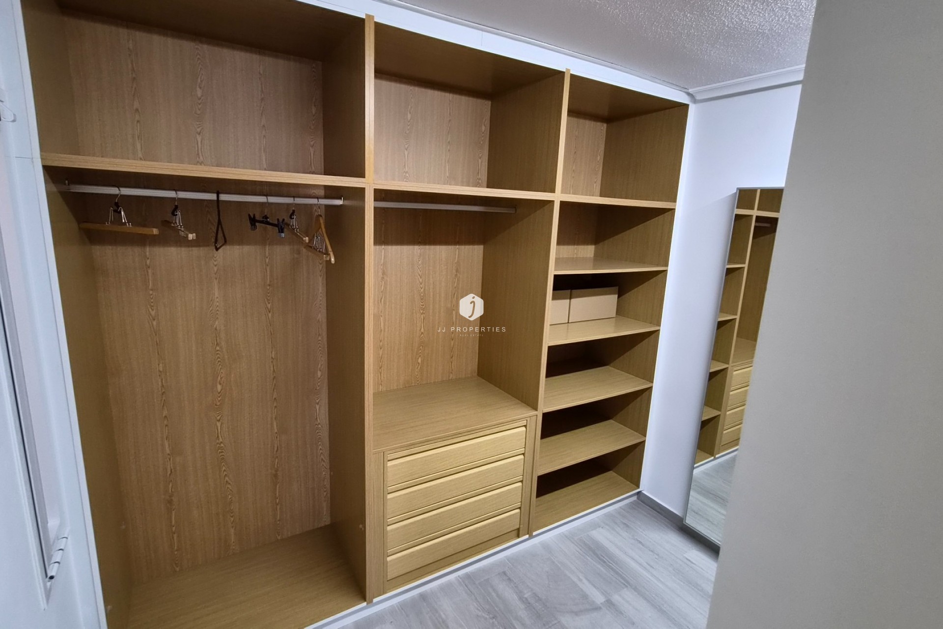 D'occasion - Appartement -
Torrevieja - Costa Blanca