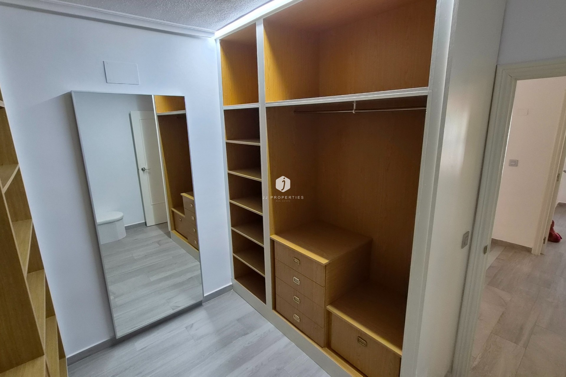 D'occasion - Appartement -
Torrevieja - Costa Blanca